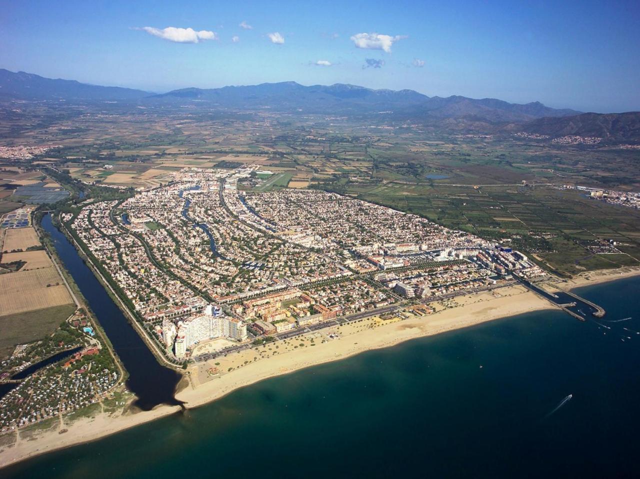 Basic Comfort Apartment Royal Marine 0176 Empuriabrava Exteriör bild